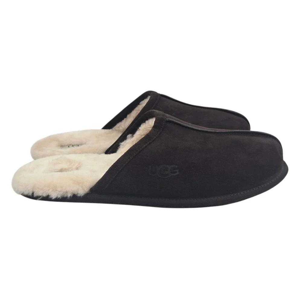 UGG men scuff